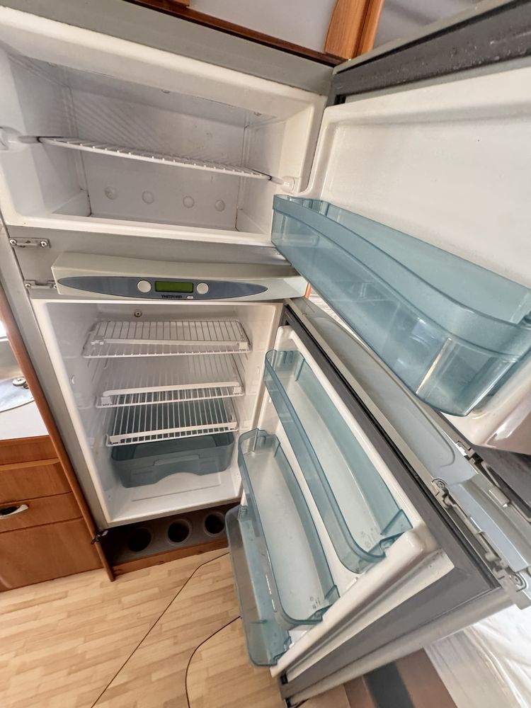 Autocaravsna Renault Eriba 2.5DCI 150cv 2010 c/ AC