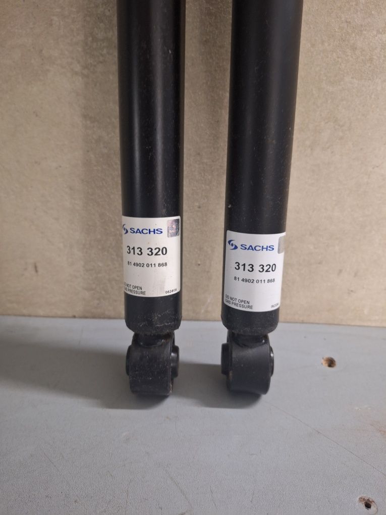 Amortyzatory tylne Sachs VW Caddy 04-16r