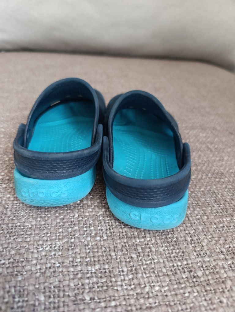 Crocs c7 granatowe mule klapki