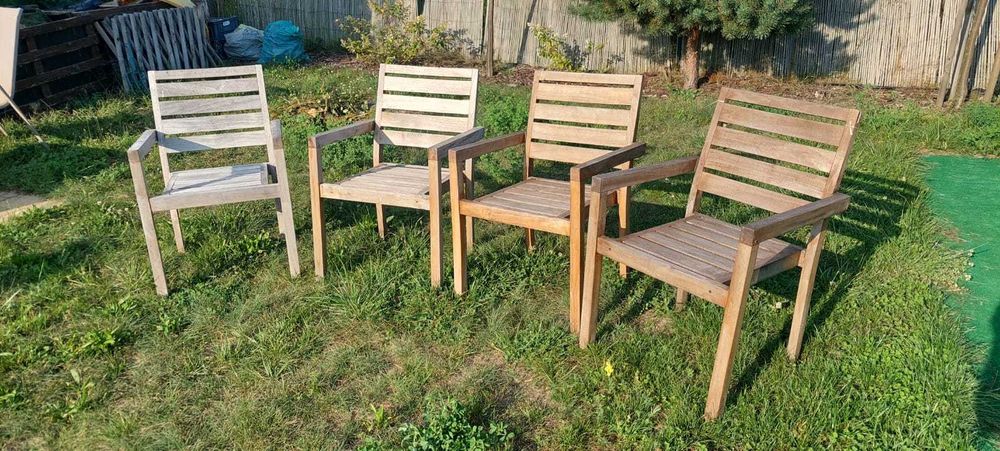 Zestaw 4 krzeseł ogrodowych z drewna teak + stół gratis