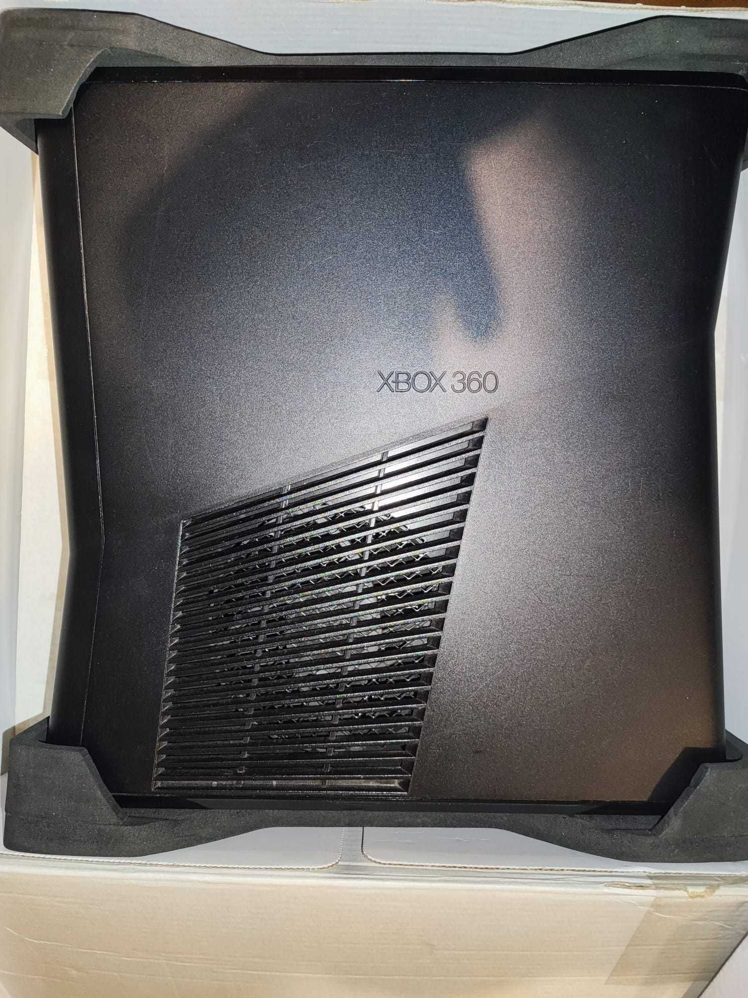 Konsola Xbox 360 250gb z kinect i gry karton oryginalny zestaw idealny
