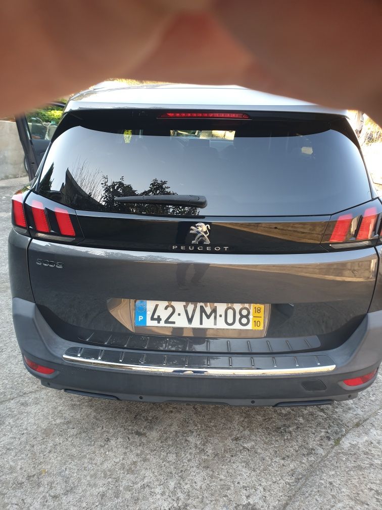 Peugeout 5008 ( inclui 4 pneus novos)