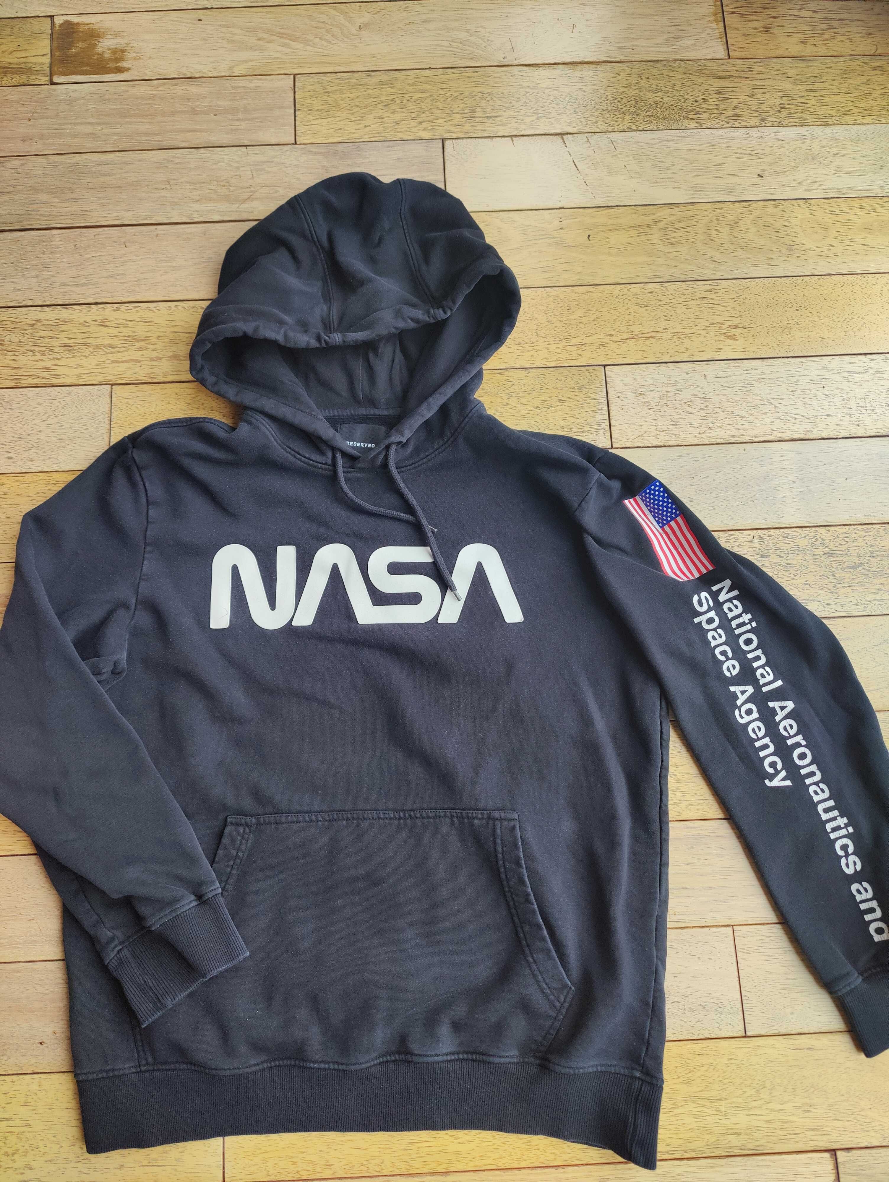 Bluza z kapturem Reserved NASA czarna rozmiar M stan dobry