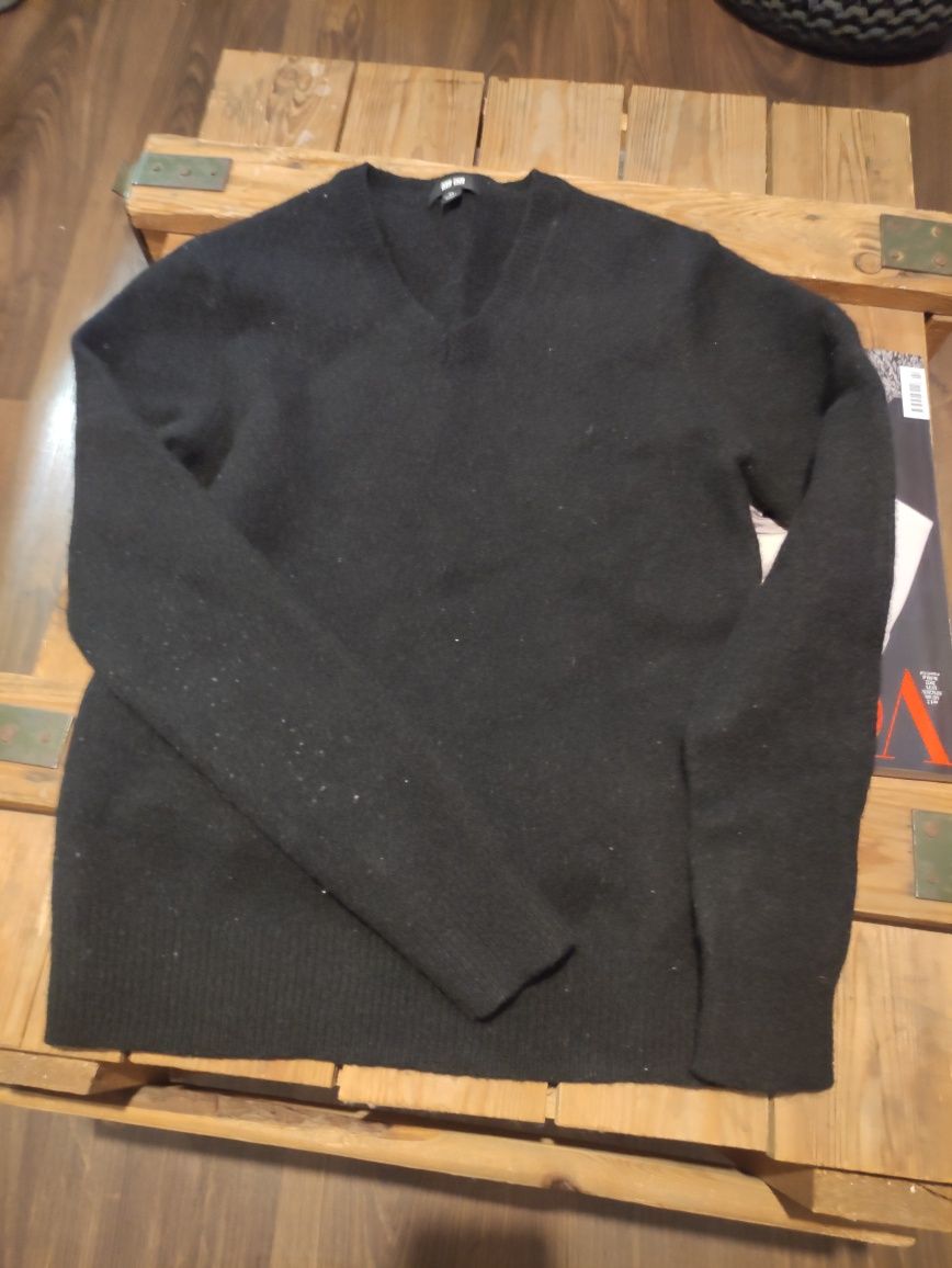 Sweter UNIQLO 100% wełna rozm.XS