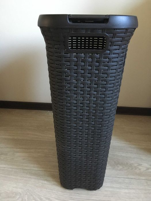 Корзина для білизни пластикова  Natural Style 40 л   В ідеалі