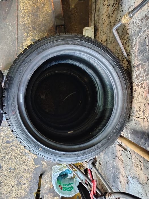 Продам зимові шини 225/45 R17