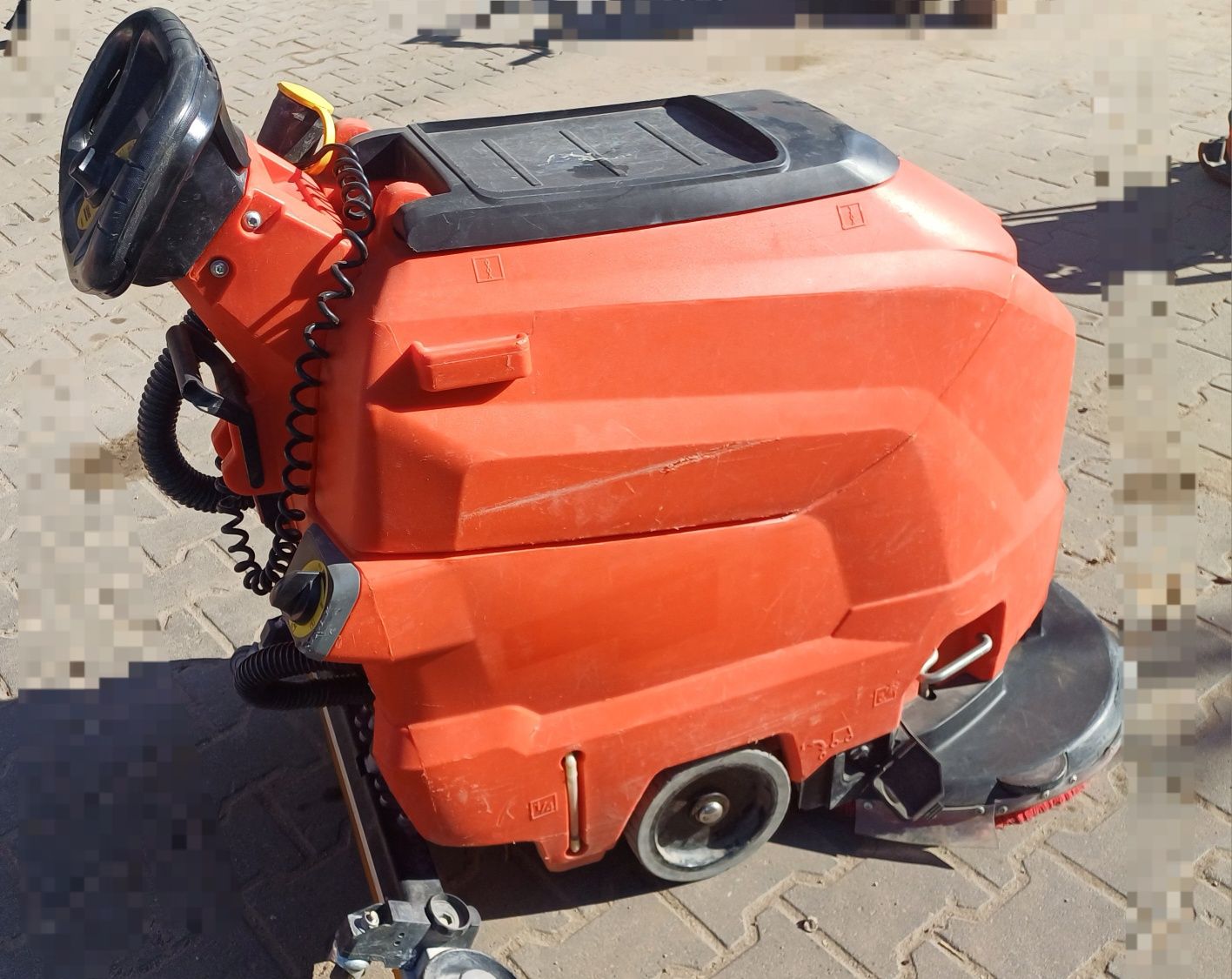 Szorowarka Karcher BD 50/50 C akumulatorowa