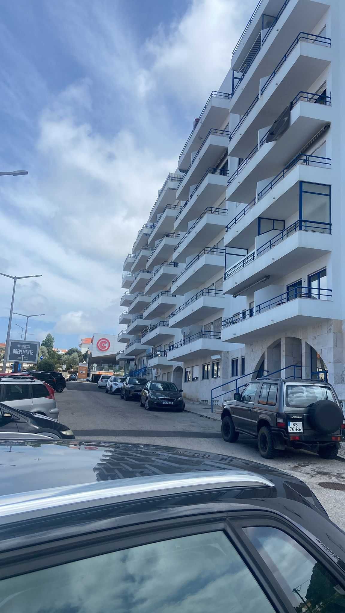 Ericeira - Aluguer de espaço em garagem
