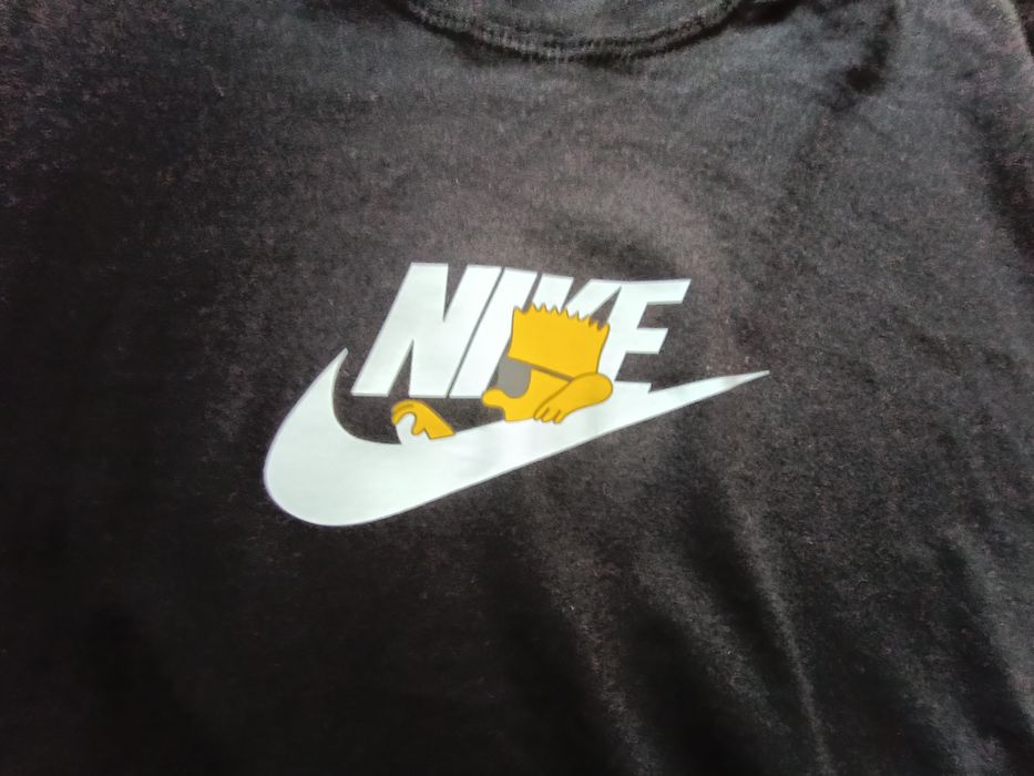 Нова футболка nike