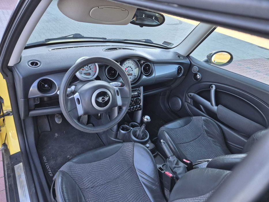 Śliczny Mini one R50 1.6 benzyna