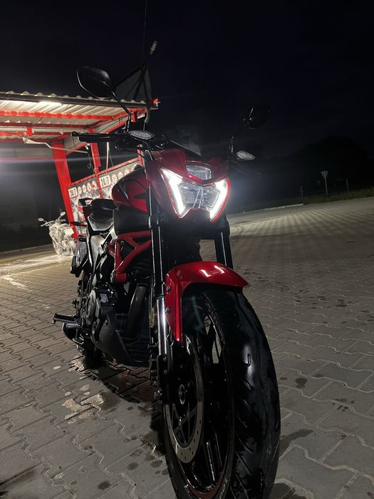 Lifan sr 200.