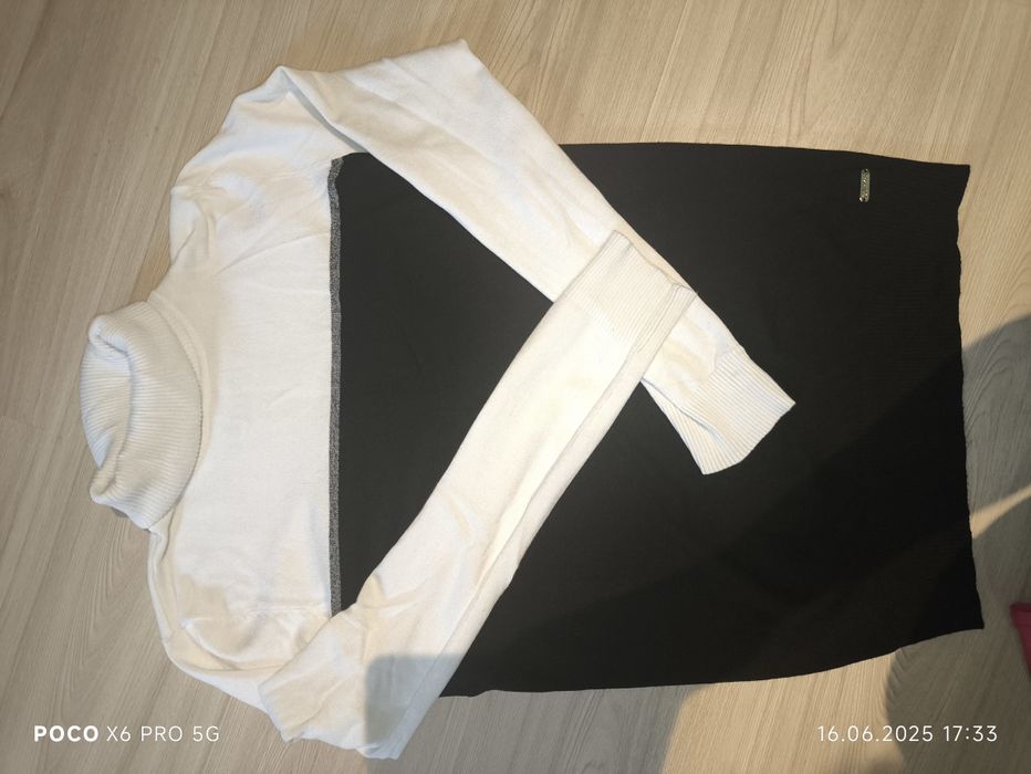Sweter z golfem calvin klein rozm 36