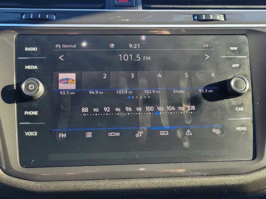 Volkswagen Tiguan SEL R-Line 4Motion      2024