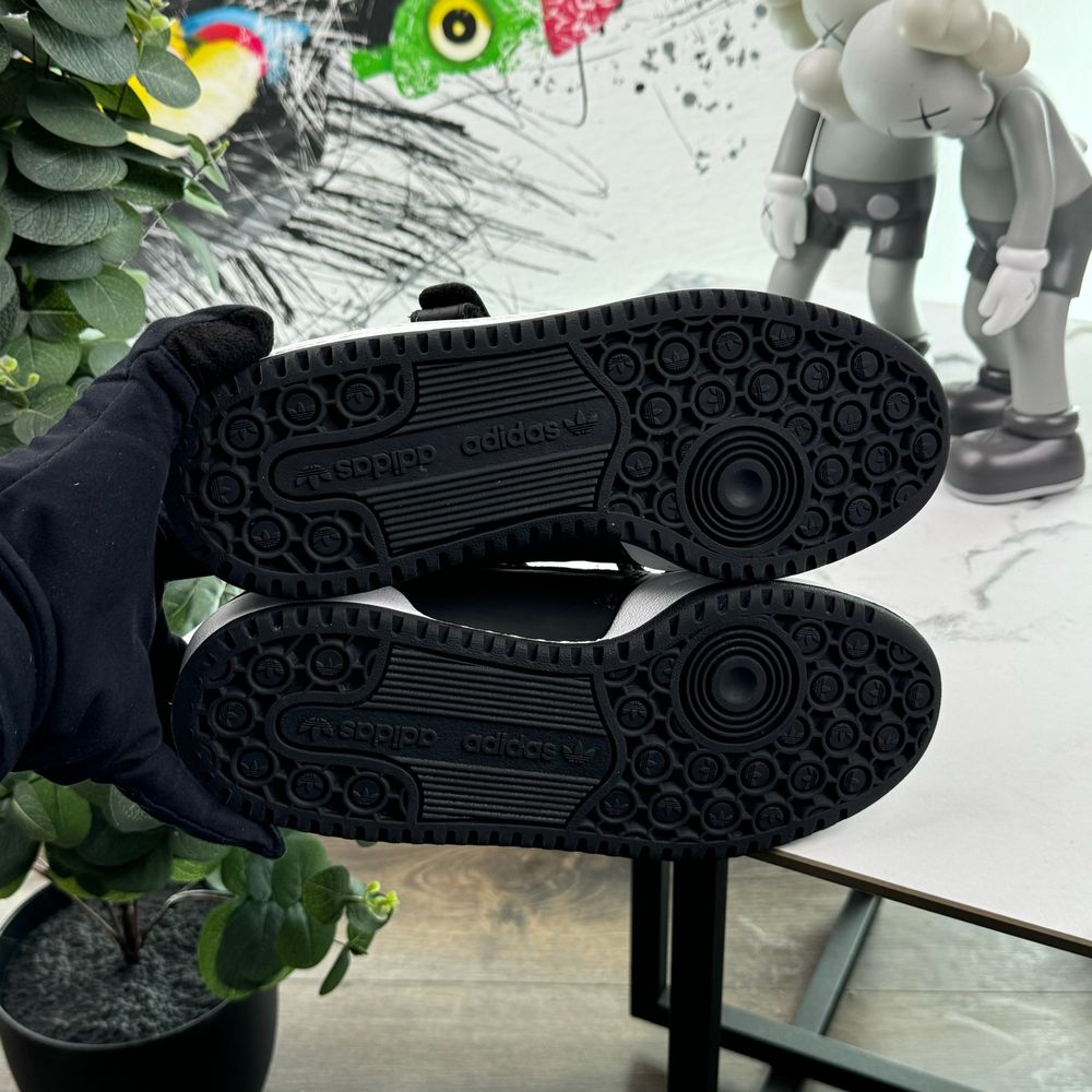 Кросівки Adidas Forum 36.5 розмір 759