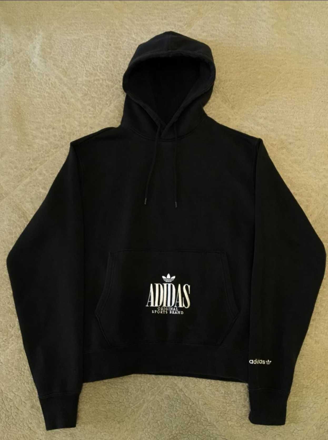 Худи Adidas з нових колекцій Size: S M