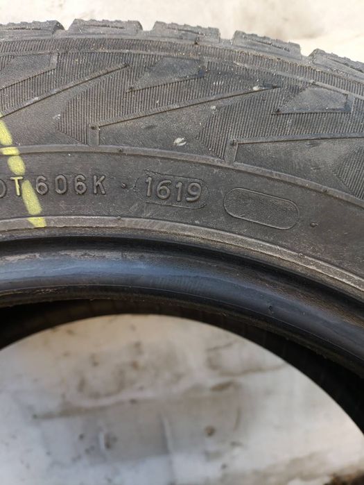 Продам шини Nокіан R15