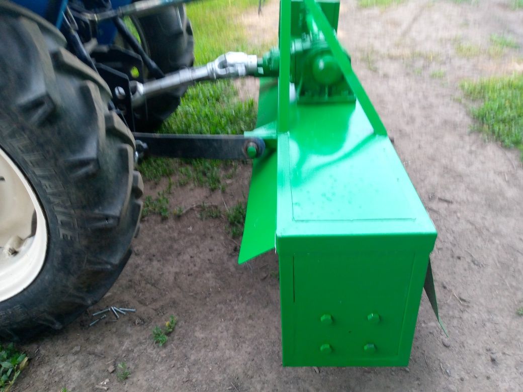 Продам причіп та фрезу