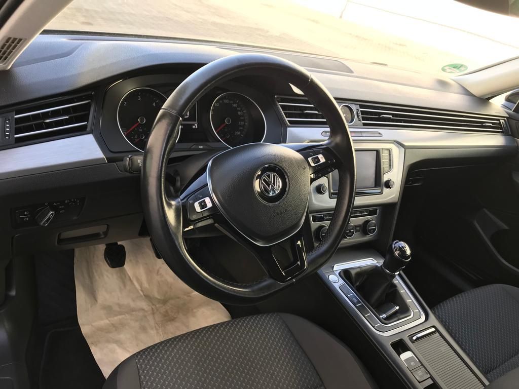 Свіжопригнаний VW PASSAT 2.0TDI 110KW