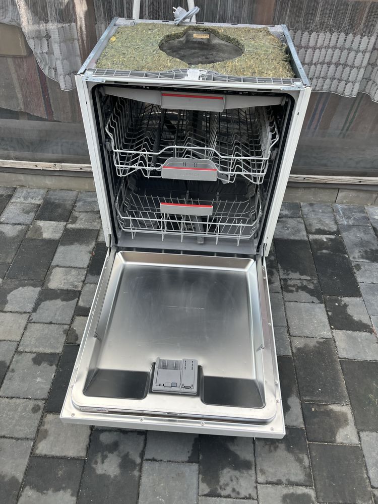 Посудомийна машина Bosch SMU46KW01S/09