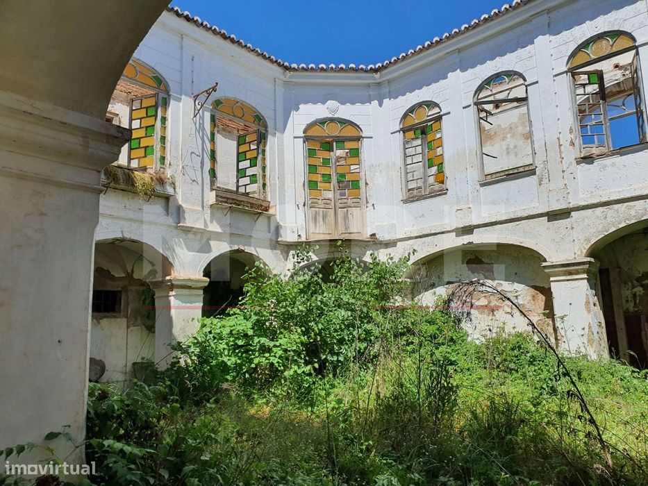 Palácio no Centro de Vila Viçosa