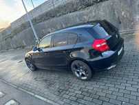 BMW 5 portas 118D - Viatura de Garagem