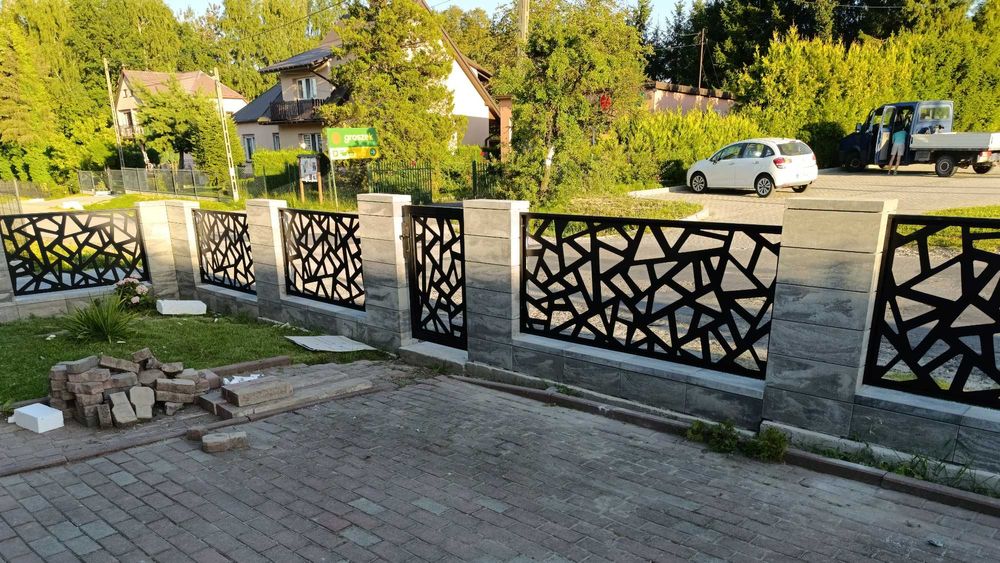 Brama  wypalana laserowo CNC nowoczesna 3mm Aluminium