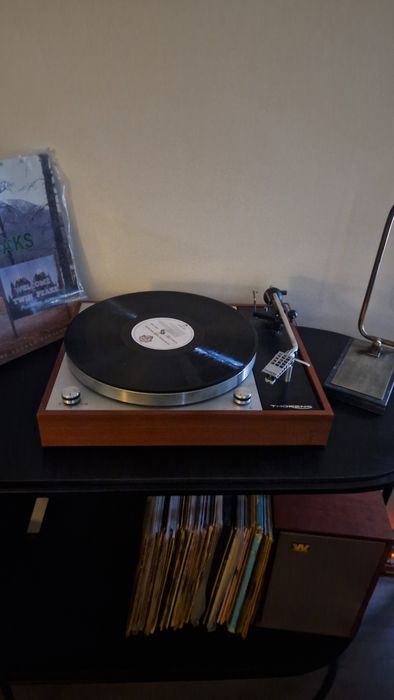 Gira discos Thorens TD 150 Mk II