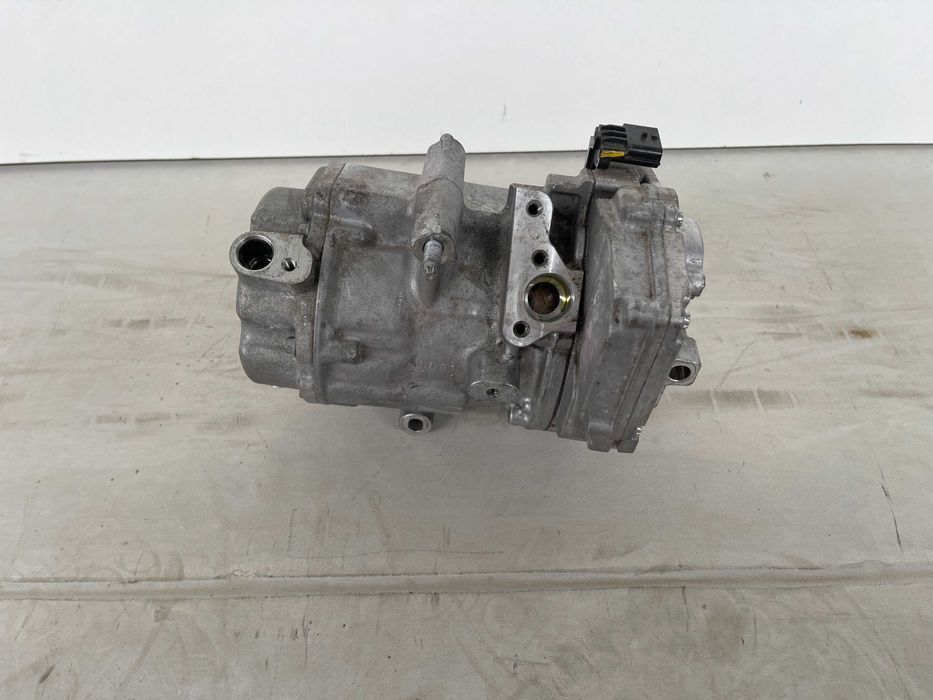 Renualt Captur II  1.6 E-Tech Hybryda Sprężarka Kompresor Klimatyzacji