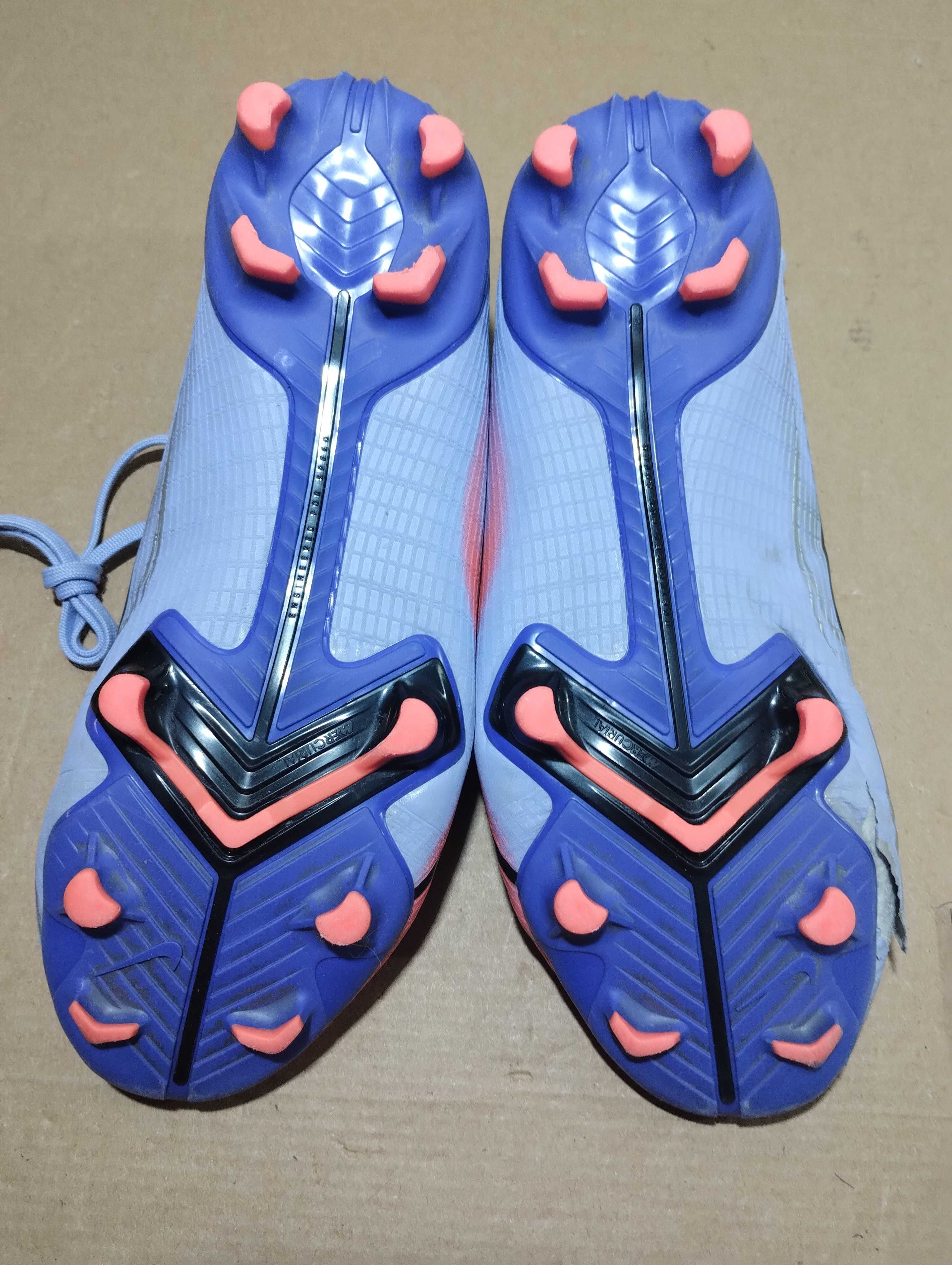 buty piłkarskie korki Nike  mercurial Jr roz 37,5