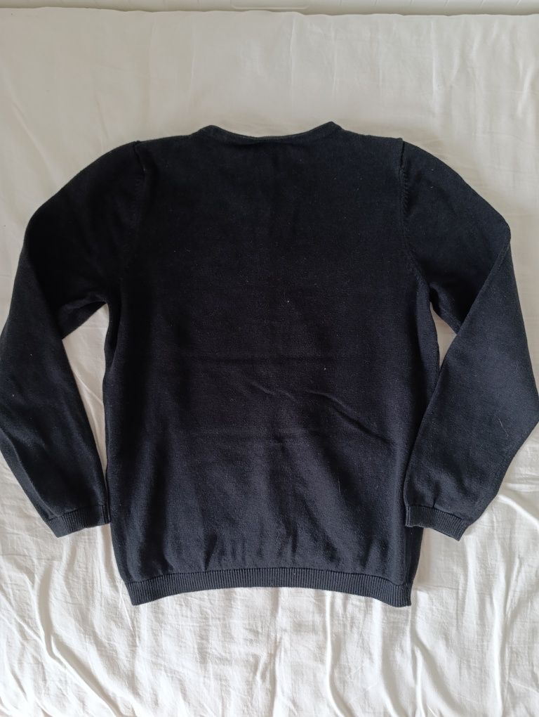 Czarny sweter r. 134