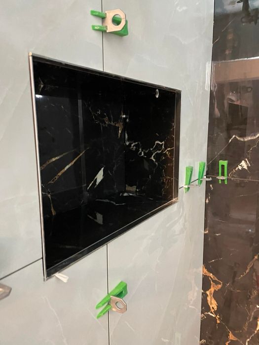 Remonty wykonczenia wnetrz  lazienki plytki kafelki podlogi