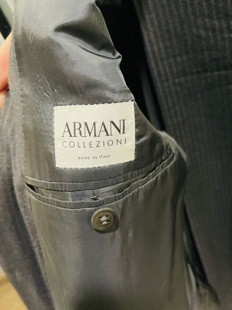 Мужской костюм Armani Collezioni