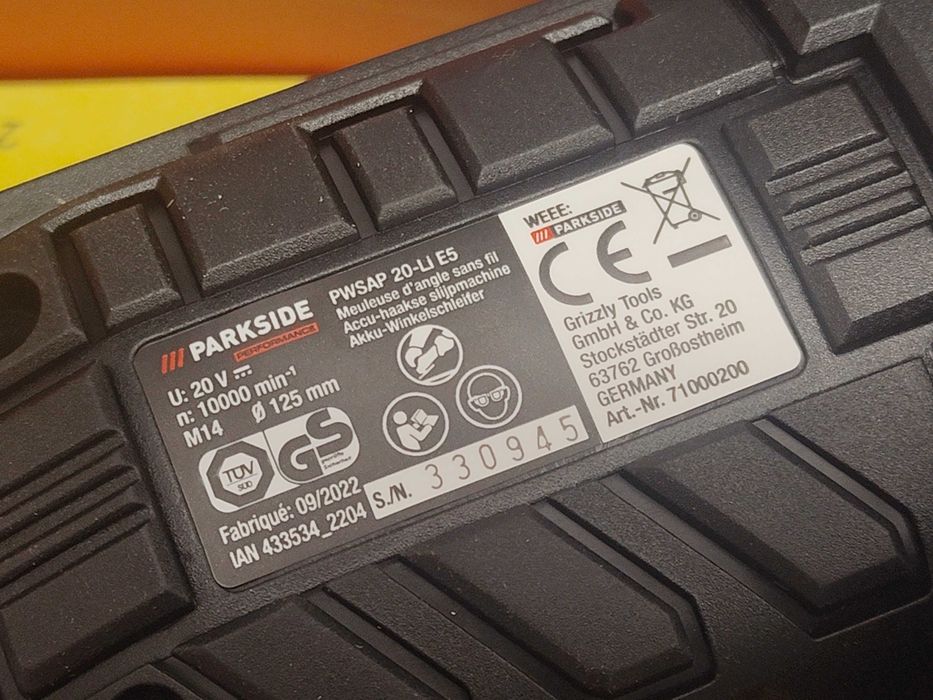 Szlifierka kątowa akumulatorowa Parkside PWSAP 20-li E5 125 mm walizka