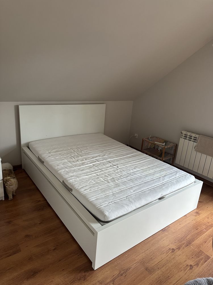 Łóżko Malm 140 cm IKEA z szufaldami