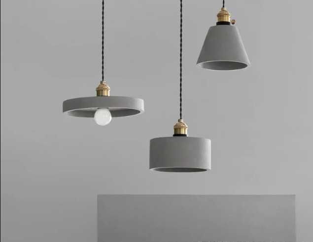 Żyrandol lampa z betonu architektonicznego z dodatkiem złotej stali