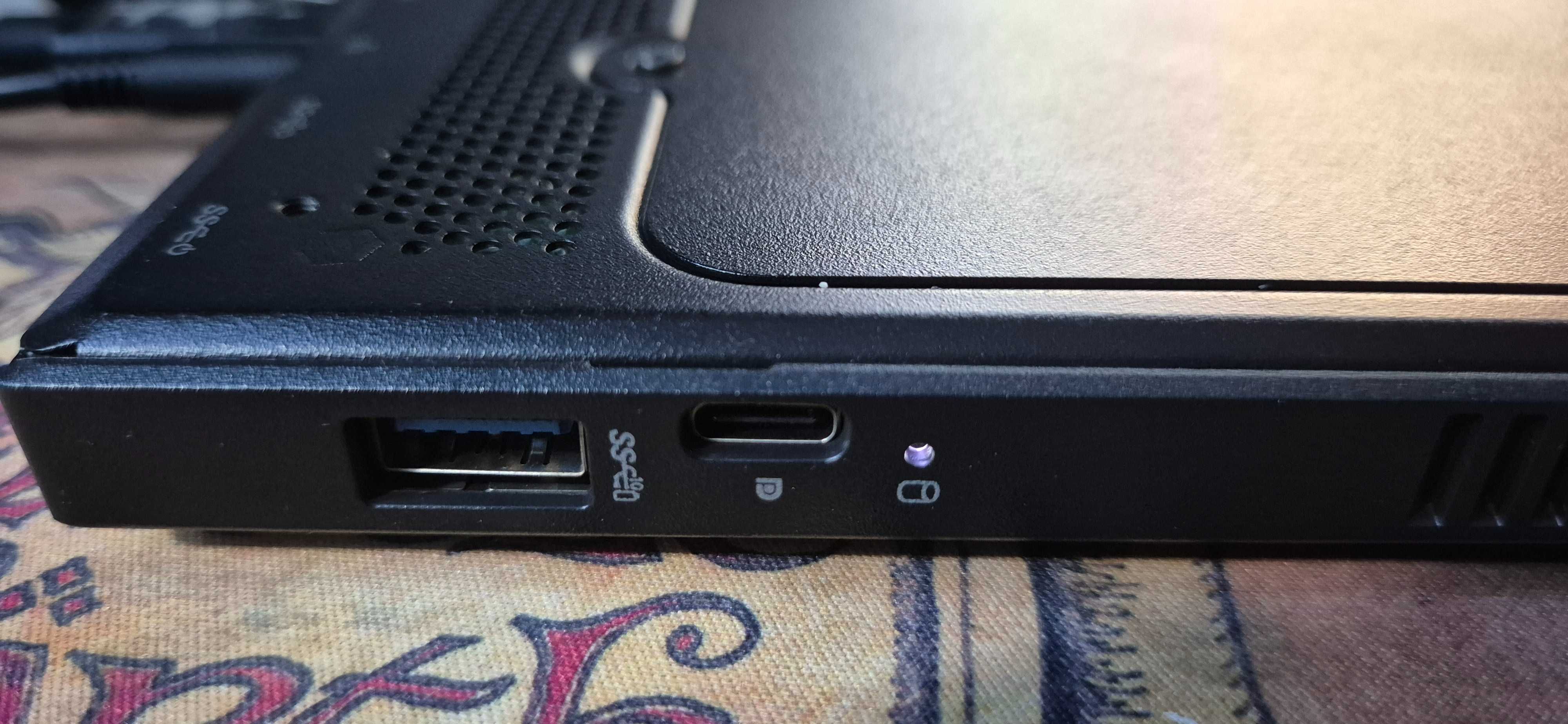 Dell Optiplex 7070 Ultra - i7/16GB RAM/512 SSD