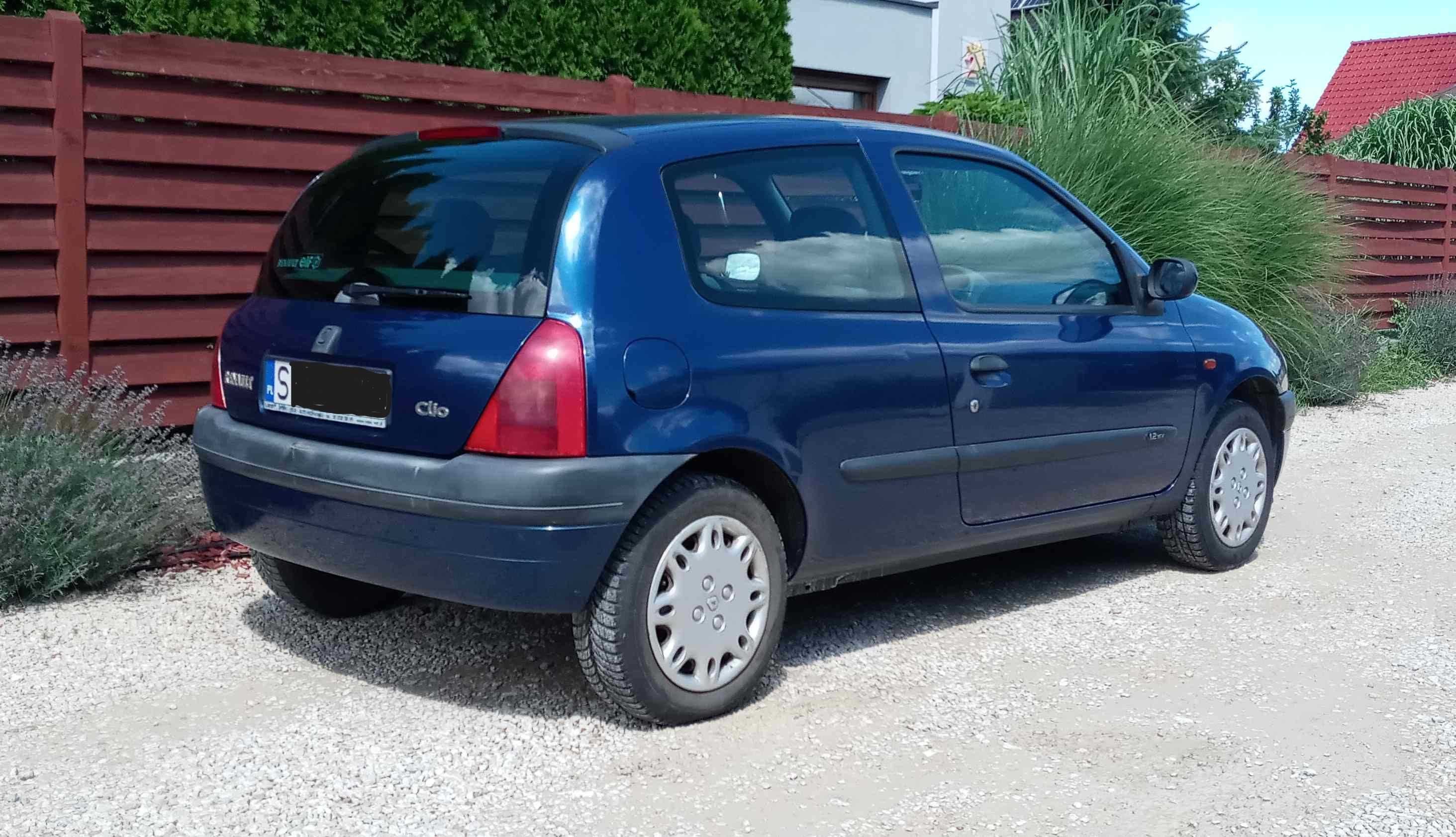 Zadbane i uszanowane Renault Clio, benzyna, 2001 rok, przebieg 160.