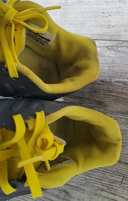 Halówki Nike rozm:42