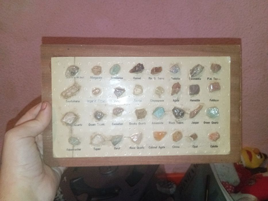 Pedras minerais antigas