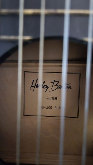 Guitarra acústica Harley Benton
