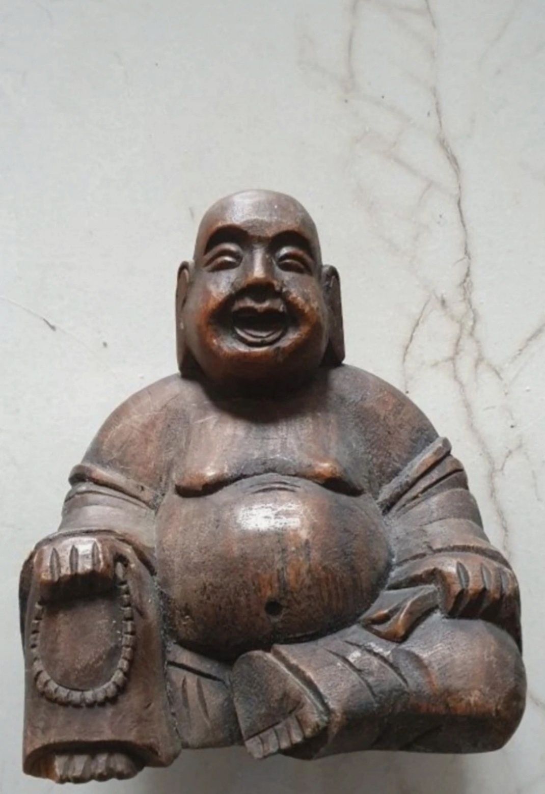 Budda gruby drzewo