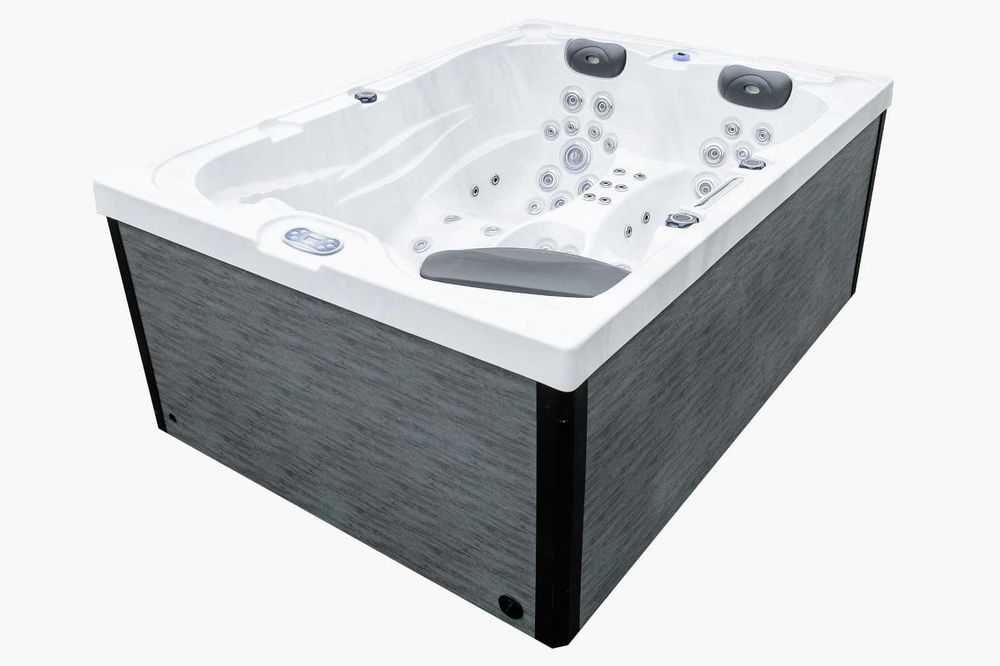 Jacuzzi 3 osobowe , całoroczne ponad 60 dysz, 220x156x88cm - transport
