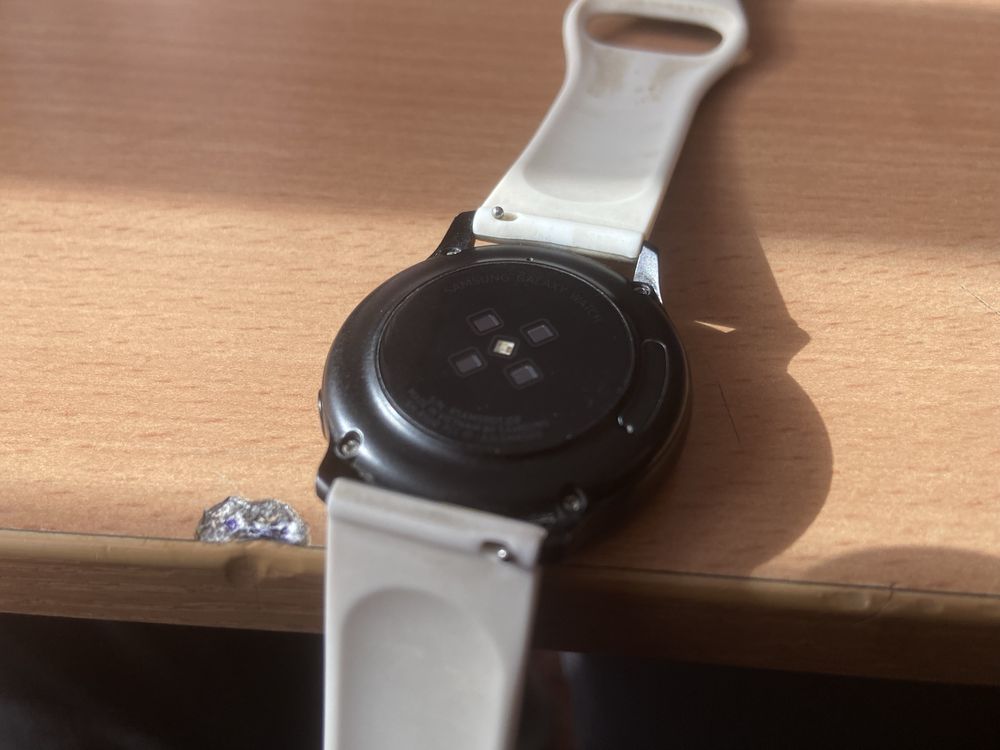 Часи galaxy watch active