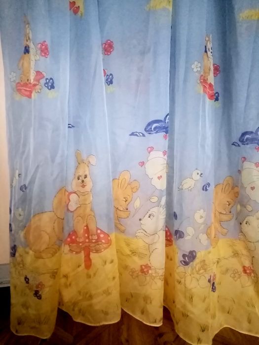 Тюль в дитячу кімнату