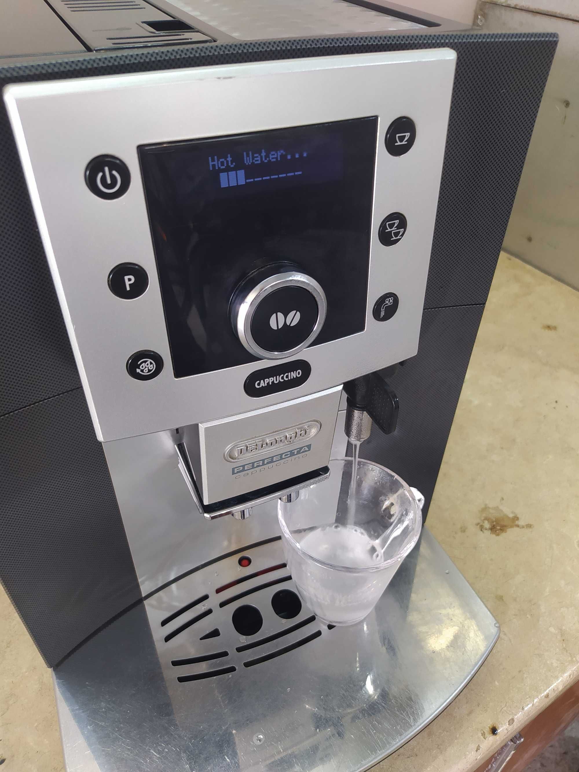 Кавоварка delonghi perfecta