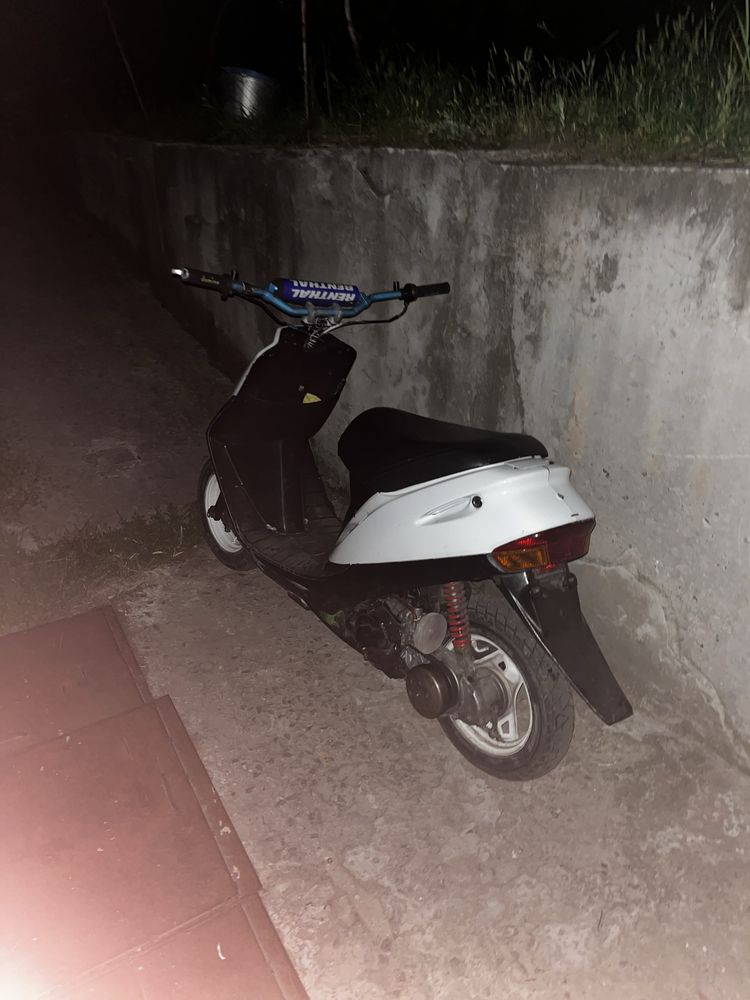 Honda dio af-27.
