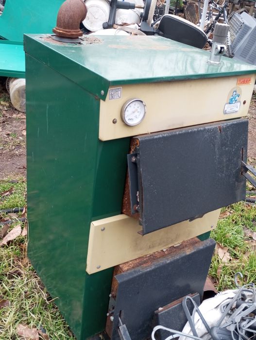 Твердотопливный котел.