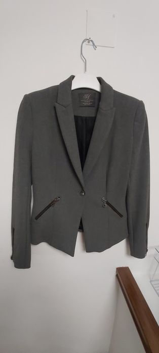 Casaco curto da zara