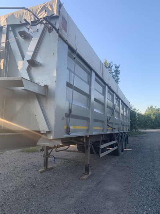 Полуприцеп самосвал зерновоз Bodex.