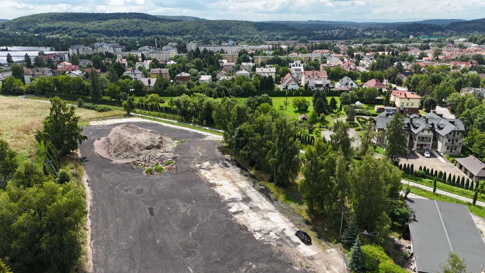 Plac ok 1 ha Krzeszowice, np pod parking aut ciężarowych lub inne